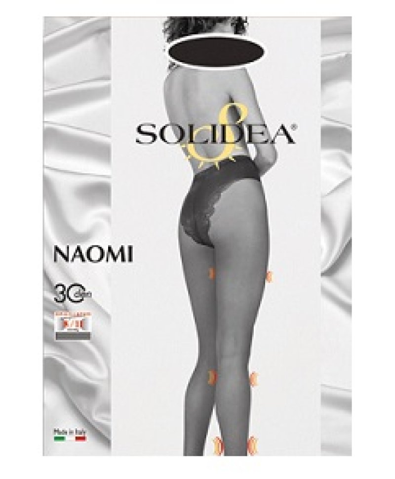 NAOMI 30 COL MODEL FUMO 1